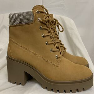 Wild Pair Bentli Nubuck Boots Rhinestones Womens 6.5 Platform Booties